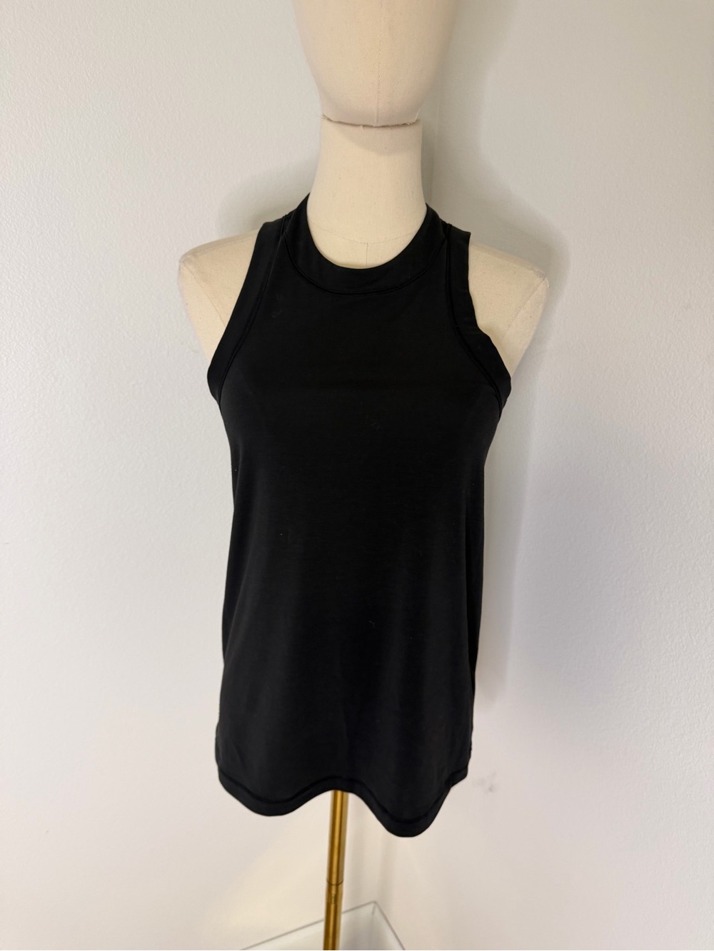 lululemon athletica Black High-Neck Racerback Tank Size 4